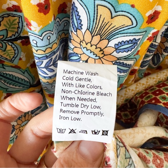 Floral Print Bohemian V Neck Dress Size Medium - Picture 6 of 6